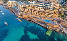 Marina Hotel Corinthia Beach Resort